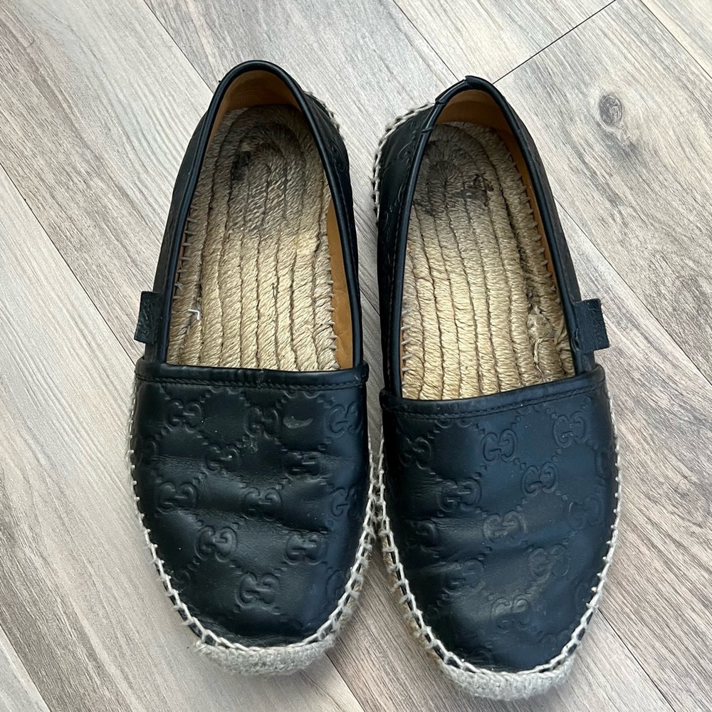 Gucci Leather espadrilles size 6 black authentic flats